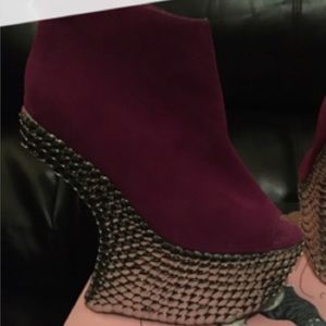 Jeffrey Campbell Price Firm Rare Find